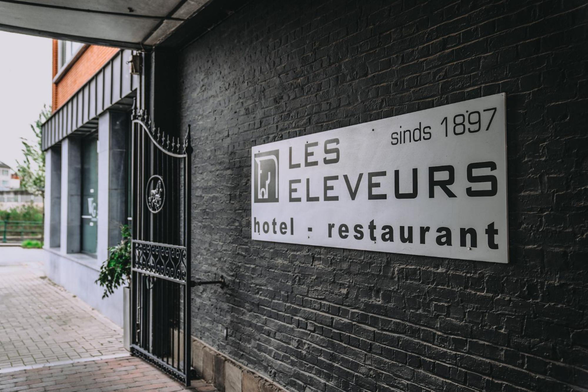 Hotel Les Eleveurs Halle  Exteriör bild