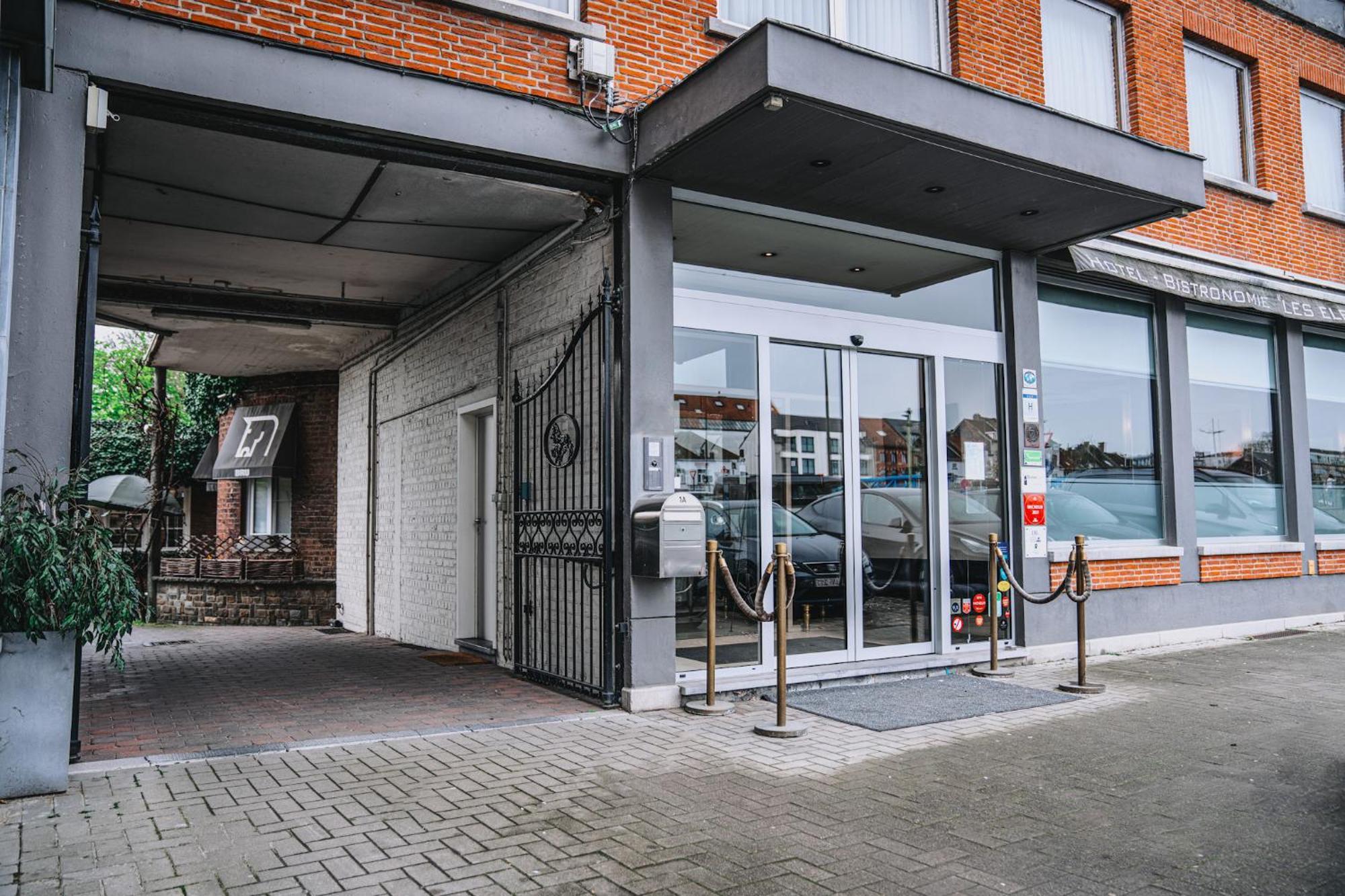 Hotel Les Eleveurs Halle  Exteriör bild